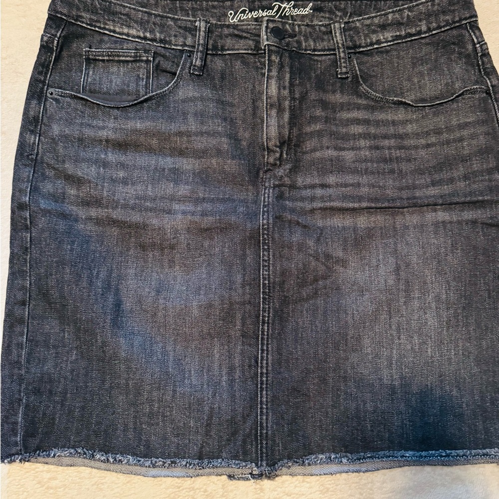 Universal Thread Women's Dark Gray Denim Pencil Skirt